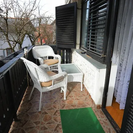 Pensión Sobe Milinka Soko Banja